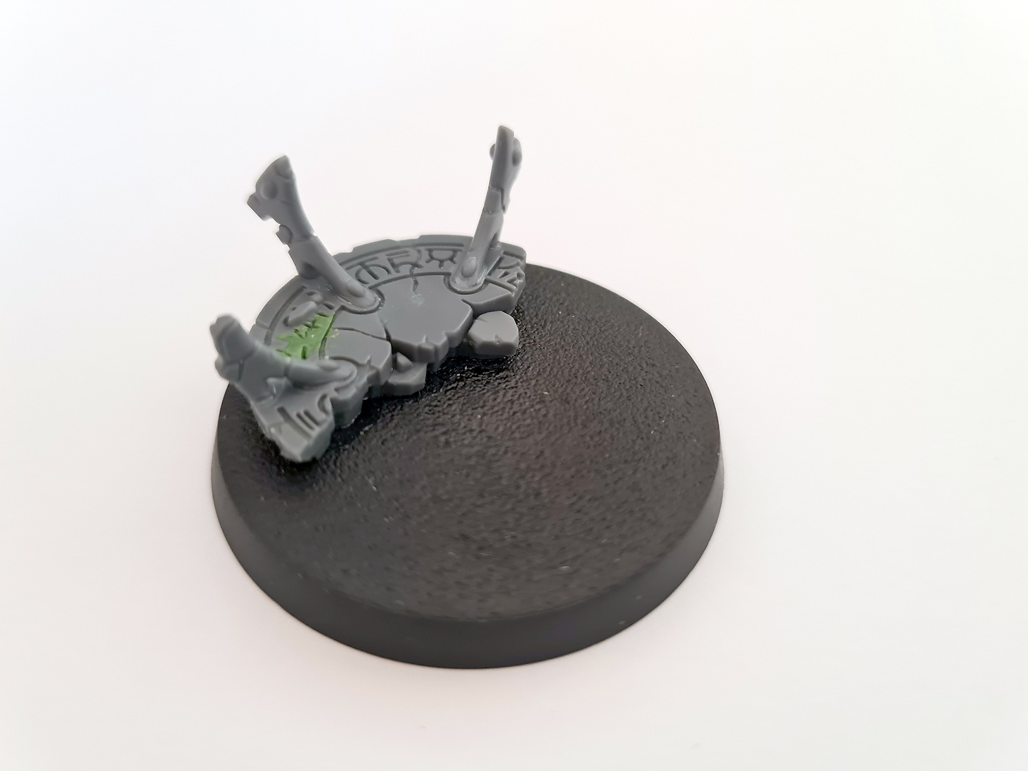 Eldar Phoenix Lord Fuegan scenic base close-up