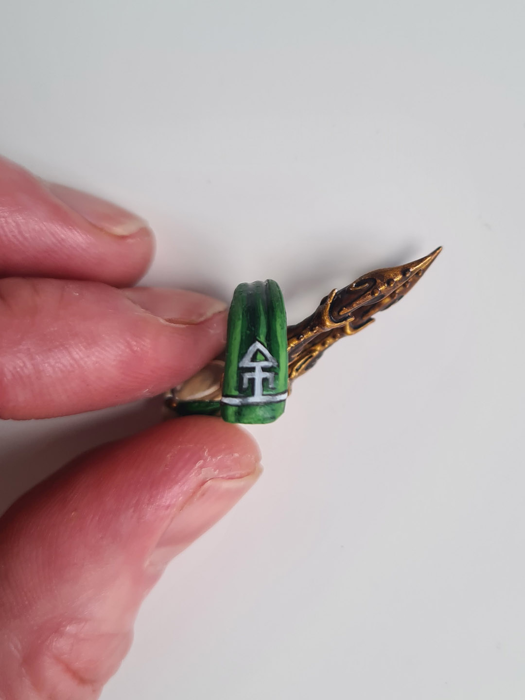 Jain Zar conversion tabard rune close-up